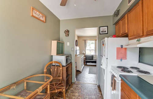 Kokomo Condo | Efficient &Charming Studio Condo with Secret Features