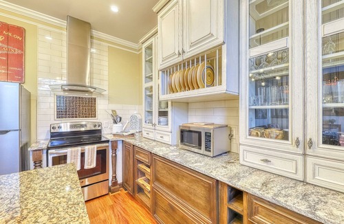 Old West Broad Neighborhood House | Elegant Home in Historic District with Gourmet Kitchen and WiFi