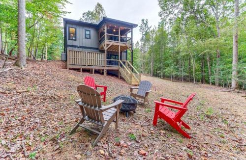 Ellijay House | Ellijay Resort Home w/Hot Tub & Fire Pit!