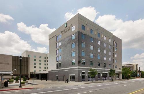 Atlantic Station Area Hotel | Embassy Suites by Hilton Atlanta Midtown