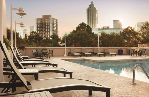 Luckie-Marietta District Hotel | Embassy Suites by Hilton Atlanta at Centennial Olympic Park