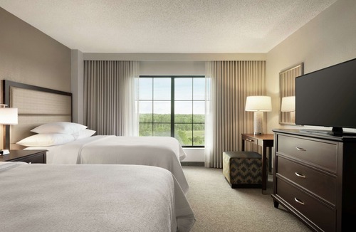 Alpharetta Hotel | Embassy Suites by Hilton Atlanta Alpharetta