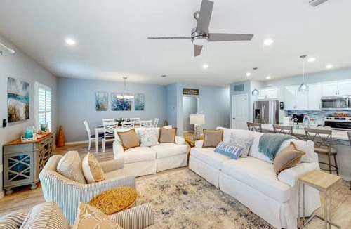 Ono Island Villa | Emerald Escape 4BR/4BA Villa, Beach Club, Lost Key Golf & Beach