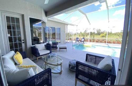 North Port Villa | Endless Summer Villa 3BR 2BA Heated Pool & Canal