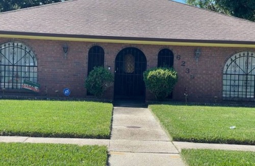 Old Aurora House | Enjoy a Delicious Summer While Staying in this Lovely Home in Enchanting NOLA!