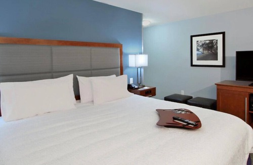 Richland House | Enjoy Chic Relaxation in Your Stunning Room