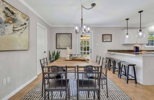 Pooler House | Enjoy Savannah 4BR w/King Bed