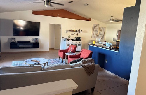 Lakeland House | Enjoyable 3-bedroom house with AC in charming rural area in Lakeland