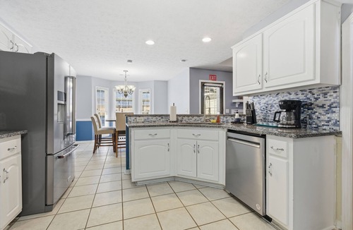 Fortson House | Entire Cozy Home. Pool. Firepit. Near Airport, Ft. Benning. Copper Creek Tennis