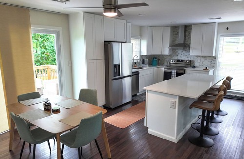 Belvedere Park House | Entire Home, Minutes to Atlanta!