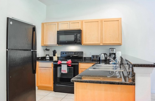 Sunset Lakes Condo | ER3032SLD - 2 Beds - 2.5 Baths - Encantada Resort - Sleeps 4 - Near Disney