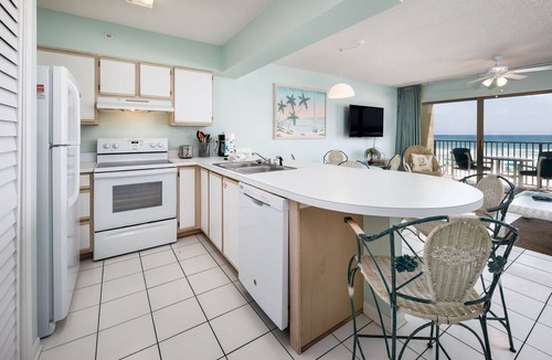Fort Walton Beach Condo | ETW 2004: Palms & Paradise - There's no place like the BEACH!