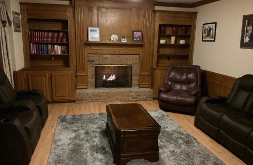 Snellville House | Exclusive Home in Moorings IV