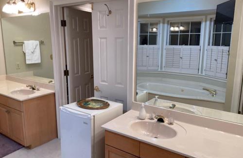 Snellville House | Exclusive Home in Moorings IV