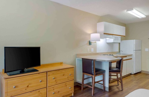 Cumberland Hotel | Extended Stay America Suites Atlanta Marietta Powers Ferry R