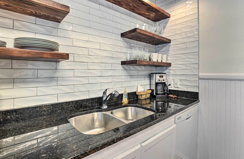 Forest Park House | Extended Stays Welcome! Home Near Avondale Dining