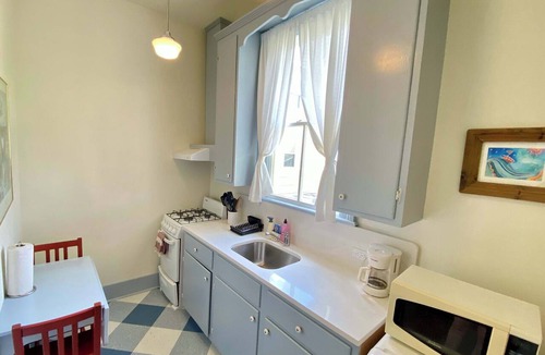 Esplanade Ridge Apartment | Fab Studio | Bayou St. John | Tree-Lined Street