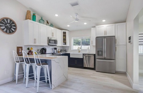 Tamarac House | Fabulous 3/2 Home in Ft Lauderdale suburb.