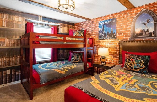 Sunridge Woods House | Fabulous 5BR Greenview Pool near Disney World