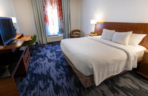 Athens Hotel | Fairfield Inn & Suites by Marriott Athens I-65