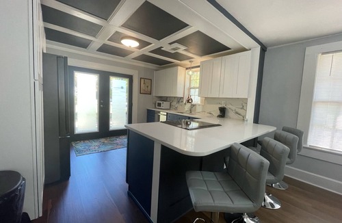Brunswick House | Family‑Friendly 2BR Coastal Bungalow Minutes to St. Simons & Jekyll Island