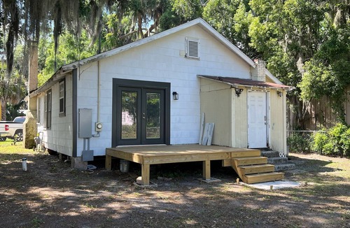 Brunswick House | Family‑Friendly 2BR Coastal Bungalow Minutes to St. Simons & Jekyll Island