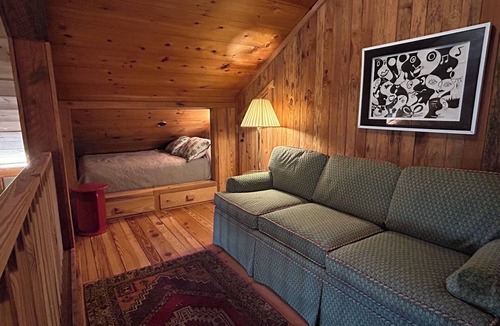 Moultrie House | Family-friendly Pondside Hideaway For Gathering & Entertaining