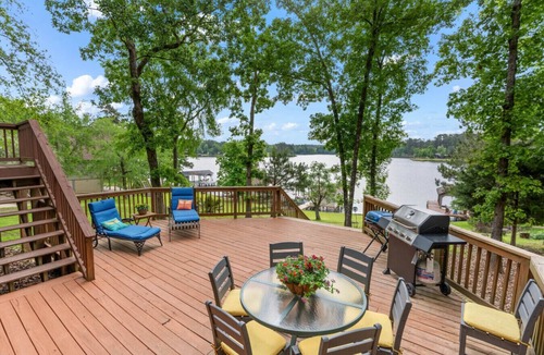 Milledgeville House | Fantastic View and No Pet Fee, Kayaks, Dock