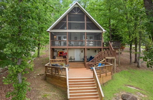 Milledgeville House | Fantastic View and No Pet Fee, Kayaks, Dock