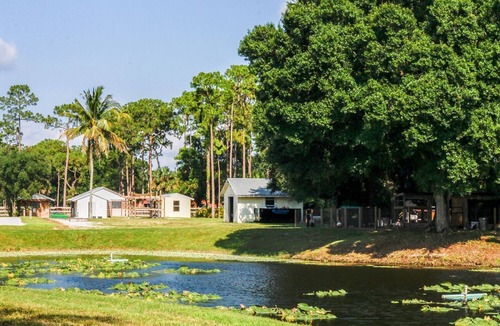 Loxahatchee Groves Cottage | Farmhouse Country Cottage