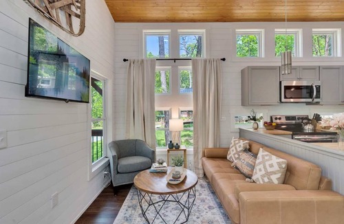 Menlo House | Fern Cottage in Menlo, GA! Surrounded by Nature