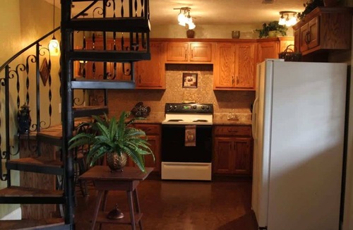 Langston House | Fisherman's Landing - Large Groups up to 30