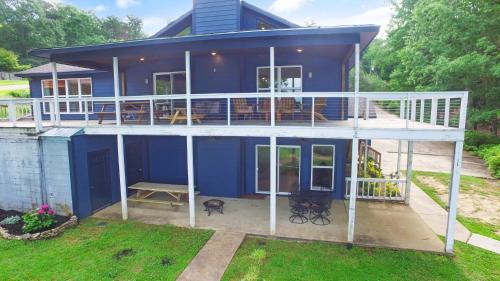 Arley House | Flat Rock Cabin - Amazing Main Channel Views!