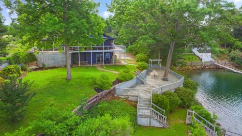 Arley House | Flat Rock Cabin - Amazing Main Channel Views!