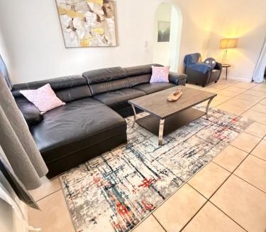 Poinsettia Heights Villa | Fort Lauderdale Gem Private Yard and Patio