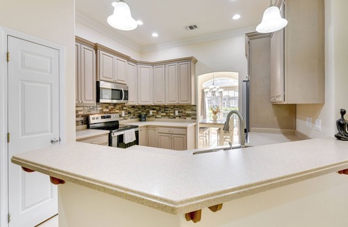 Wright House | Fort Walton Beach Vacation Rental w/Covered Patio