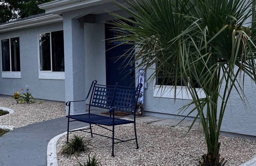 North Port Villa | Free Heated Saltwater Pool, Kayaks, Bikes, Tennis Rackets and Fishing Poles!