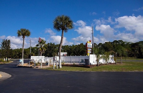 Edgewater House | ❤️FRIENDLY & CLEAN BOUTIQUE MOTEL 6❤️