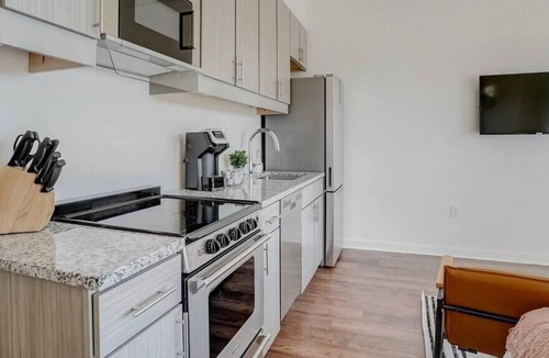 Avondale Apartment | Frontdesk | Eclectic Studio Apt near UAB Hospitals