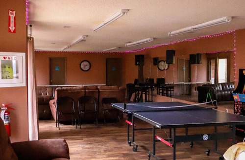 Waynesboro Hotel | Frontier Hideaway Room 32