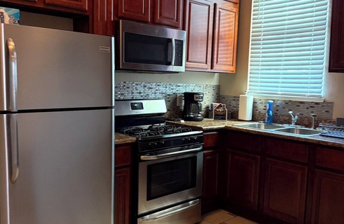 Saint Thomas Development House | Furnished 2BR/1BA Lower Garden District Home – Washer/Dryer, Kitchen, Sleeps 8