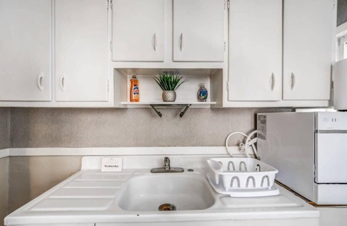 Vollintine-Evergreen House | Garland Haven Hideaway Unit B