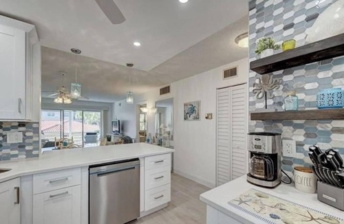 Bel Air Condo | Gated Condo Across the Street From the Beach 🌴