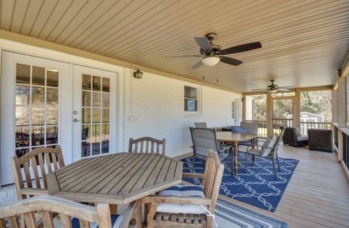 Hartwell House | Georgia Getaway w/2-Story Dock By Lake Hartwell