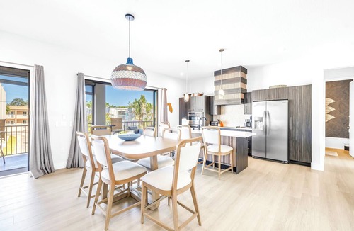 Siesta Key Condo | Gertrude's | 100% Private Resort-like home & pool, 500ft to private Siesta Key beach access!