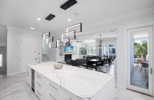 Destin House | Golf Cart Beach Views Private Pool and Hot Tub