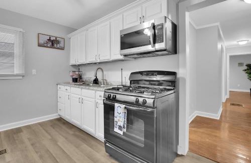 East Point Apartment | GoodLiving East Point Modern & Classy
