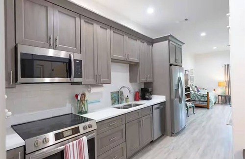 Old Town Condo | Gorgeous Old Town Bay St Louis Luxury Studio condominium!