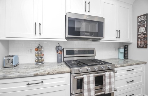 Waleska House | Great Rates |2BR+Loft |Lake Views at Arrowhead |Pool, Tennis, Boating, Hiking, Dining & Pickleball