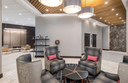 Greenville Downtown Apartment | Group Stay w/4 King Units | Indoor Pool Access, Near Peace Center & Bon Secours
